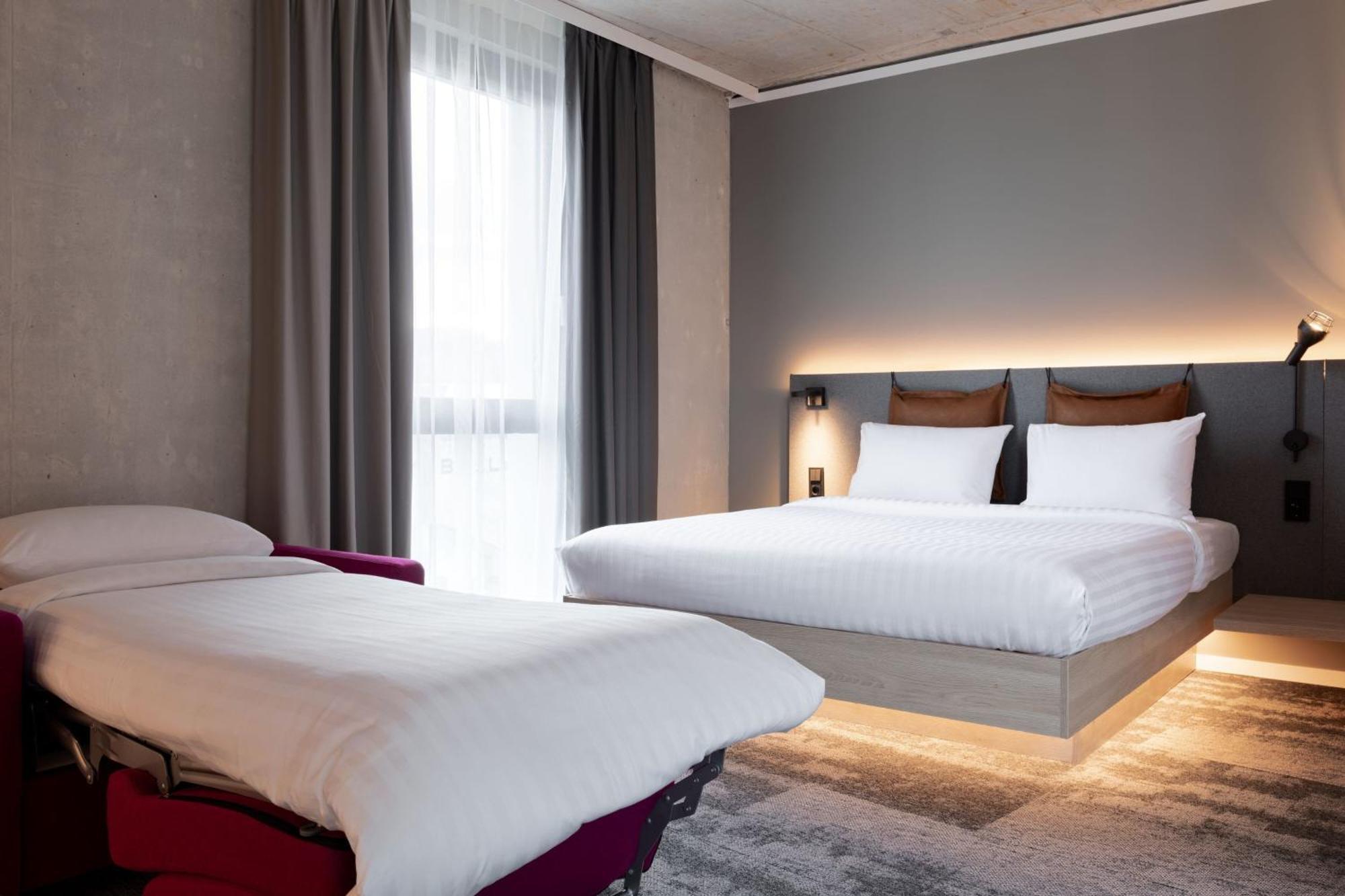 Moxy Outletcity Metzingen Metzingen  Ngoại thất bức ảnh